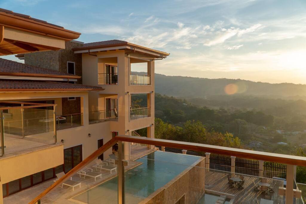 Casa Amarillo Jaco Beach Costa Rica Villa Exterior photo